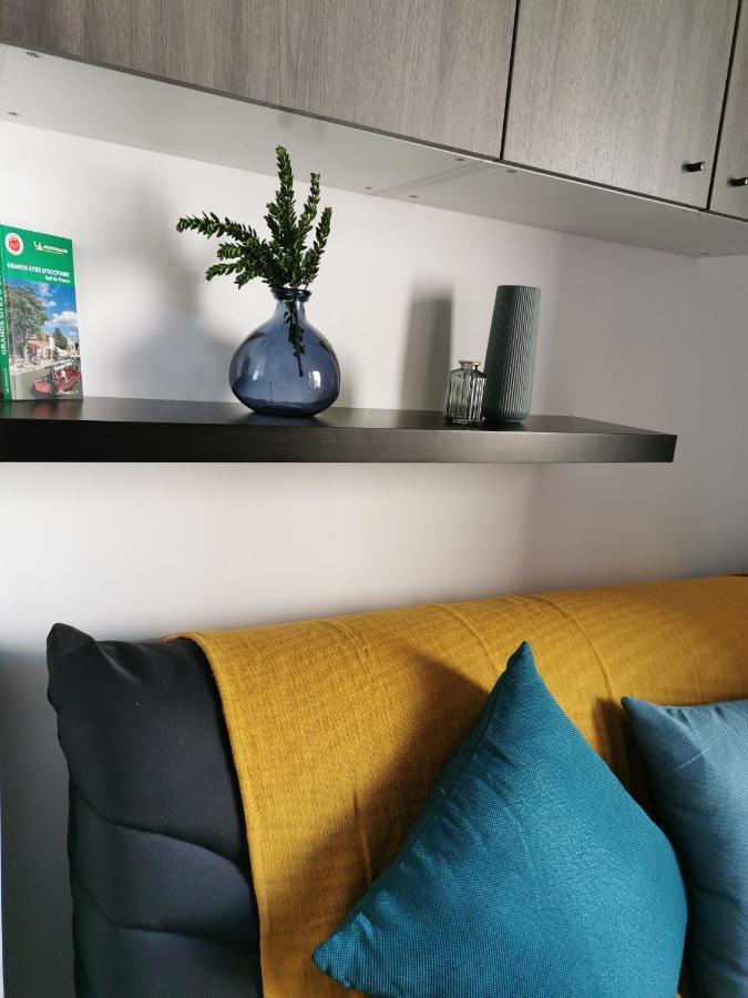 Meze, Charmant Petit Studio Proche Port Екстер'єр фото